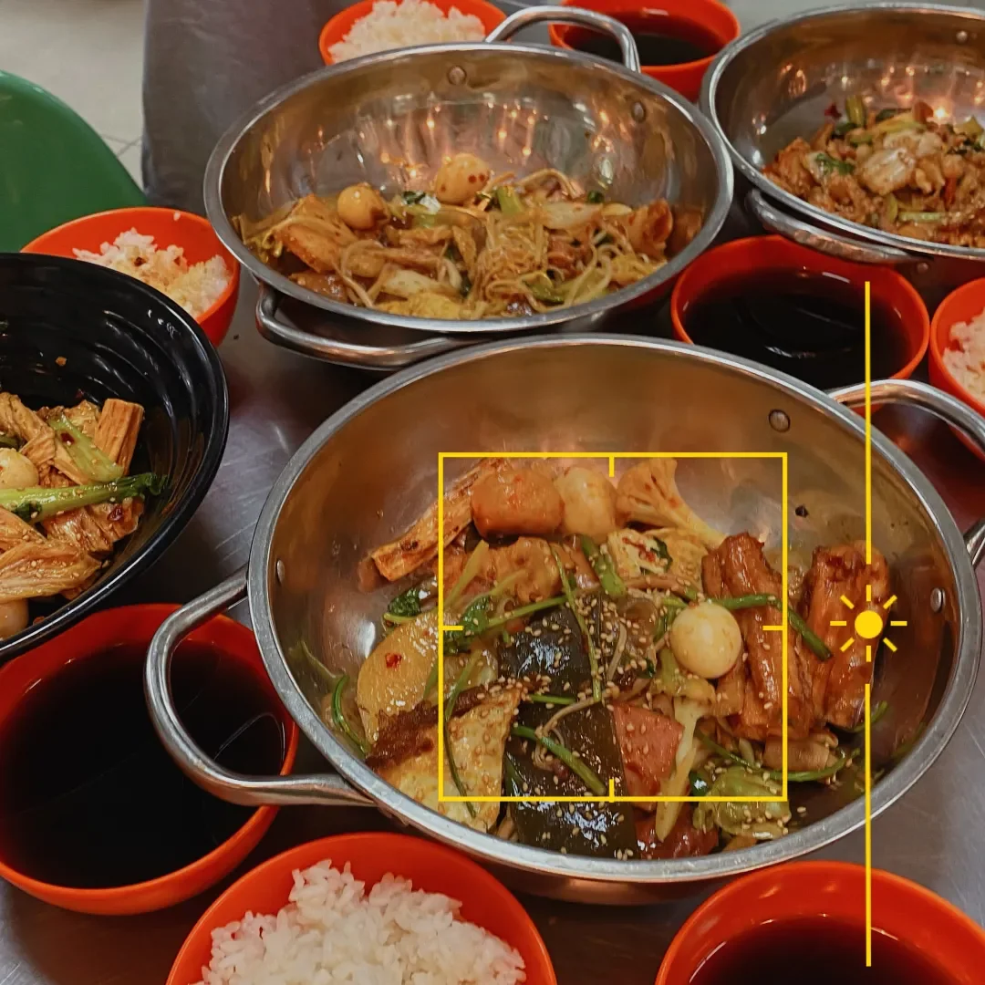 东区食堂菜品实景，2025 年学生经验图片